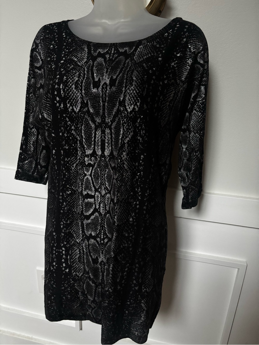 Y2K Spiegel - 3/4 sleeve snakeskin print shift dress featuring a scoop neckline